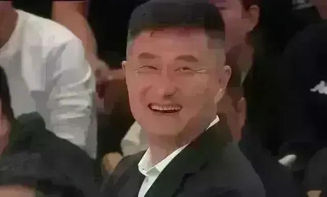 一场全明星表演赛，把广东宏远队打成了最大的赢家！胡明轩拿下了三分大赛冠军🏆！