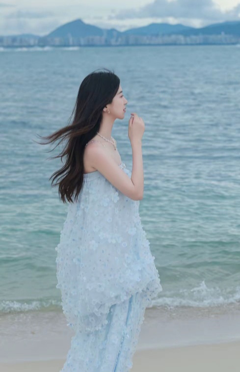 海边的浪漫…