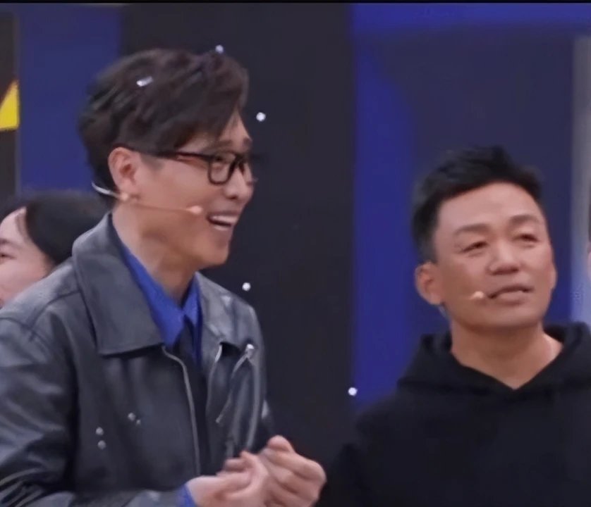 42岁王宝强自称状态欠佳，全网炸锅：不信！他这身材太能打！“草根影帝”、实力派