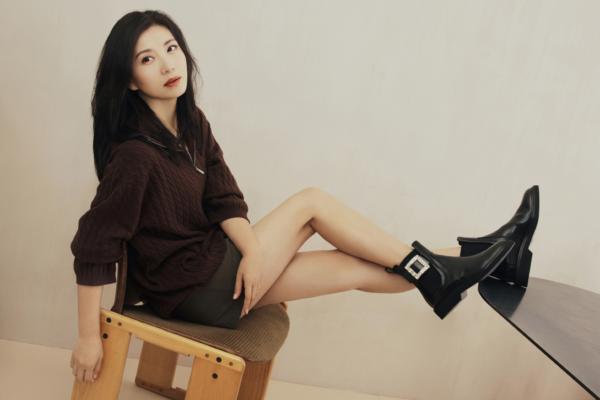 陈好，万人迷阿紫，黑色简约优雅​​​