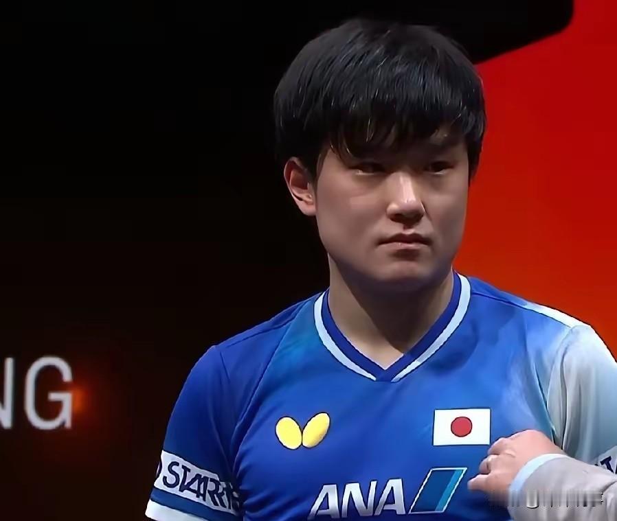 张本智和赢下林诗栋后那番话，听着是真痛快，可细品却透着一股子算计。他特意点出“不