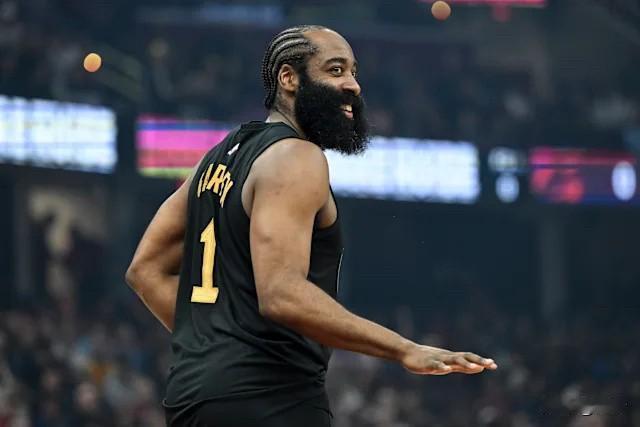 哈登幸好离开快船了，这家伙，又要和勇士打附加赛，一场定生死，快船真难！先说个