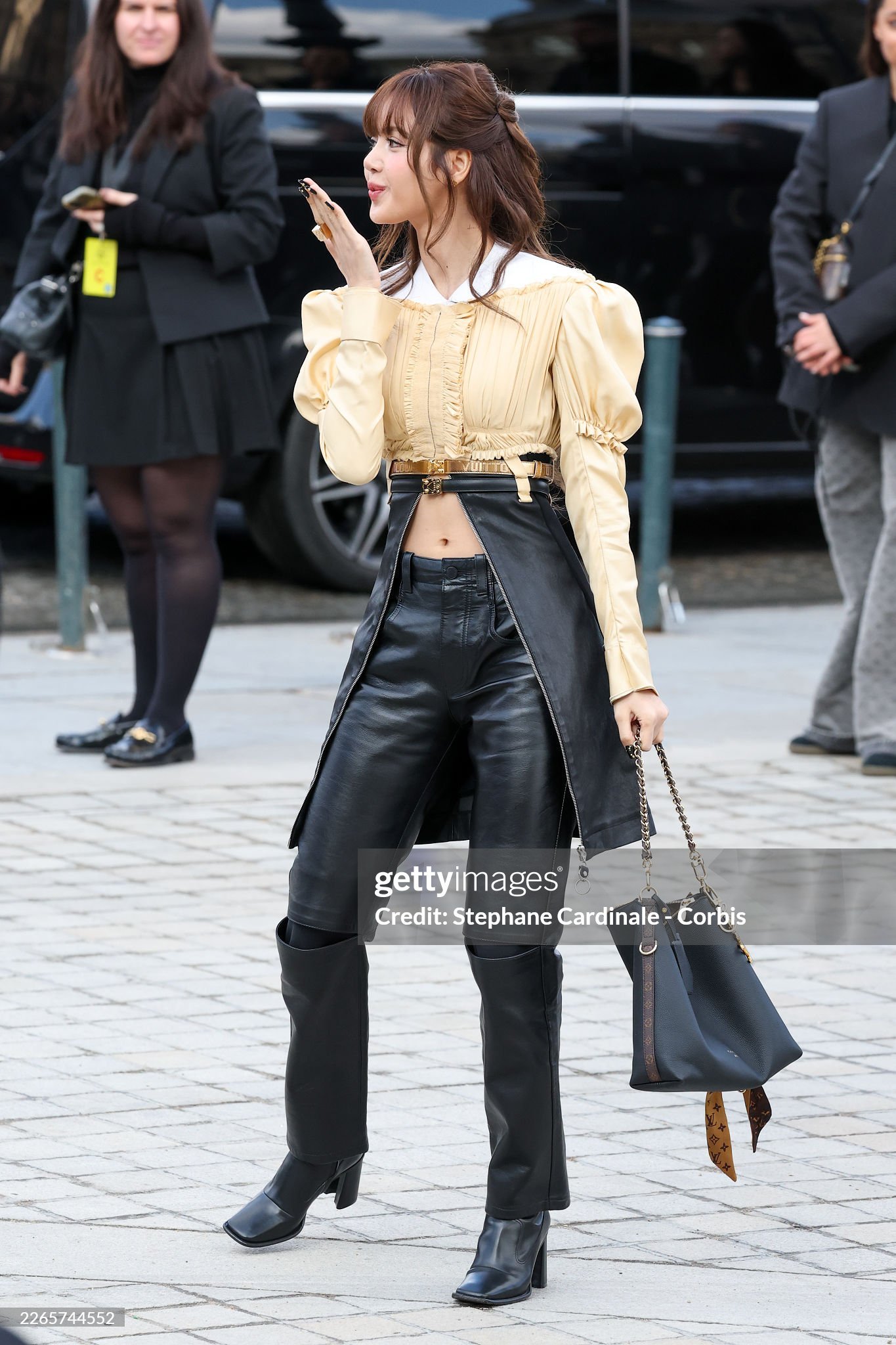 260310Lisa出席巴黎时装周LV大秀G社生图📸气质真的太好了，宝宝你漂