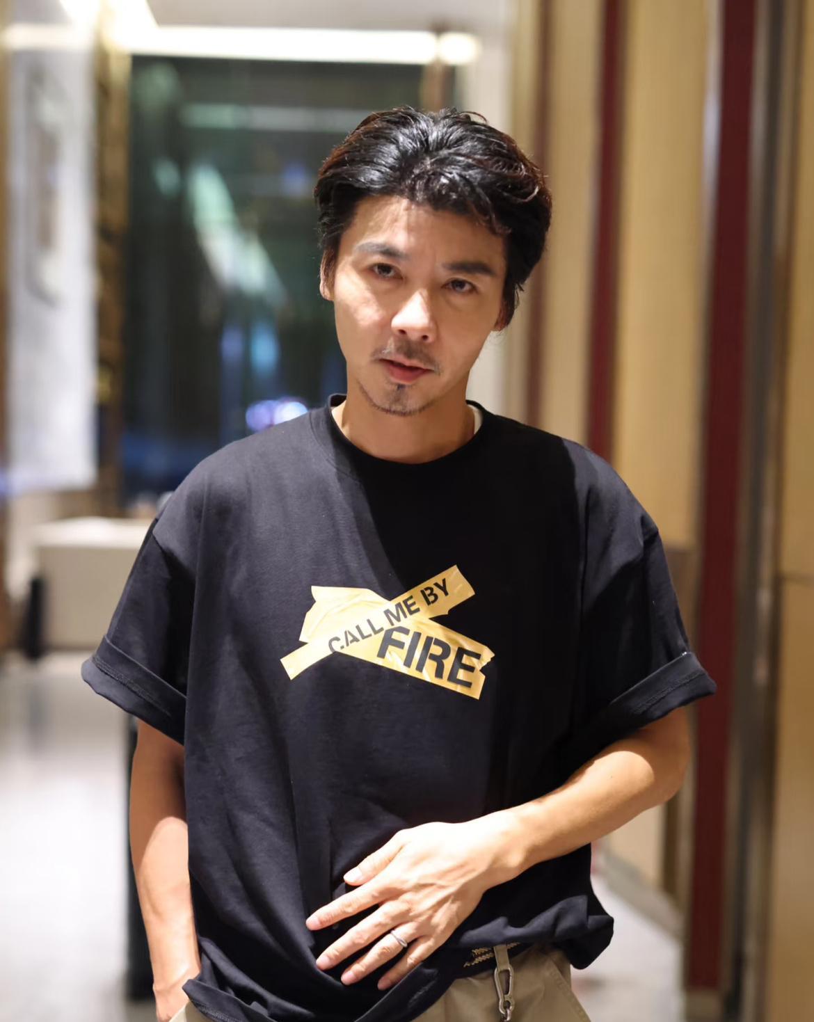 我朋友亲眼见过张晋她说了一个大实话。说张晋现在和以前真的差得太多了。以前看