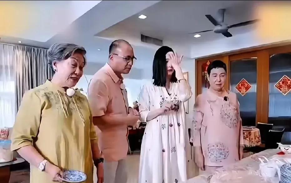 胡静家吃饭太有意思了！一顿饭吃到3个国家的菜刷到胡静聊自家吃饭日常，真的有点不