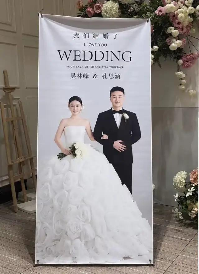 谁能想象这种离谱场面，贵州六盘水一家酒店里面，同一天闹出一场让人看得瞠目结舌的闹