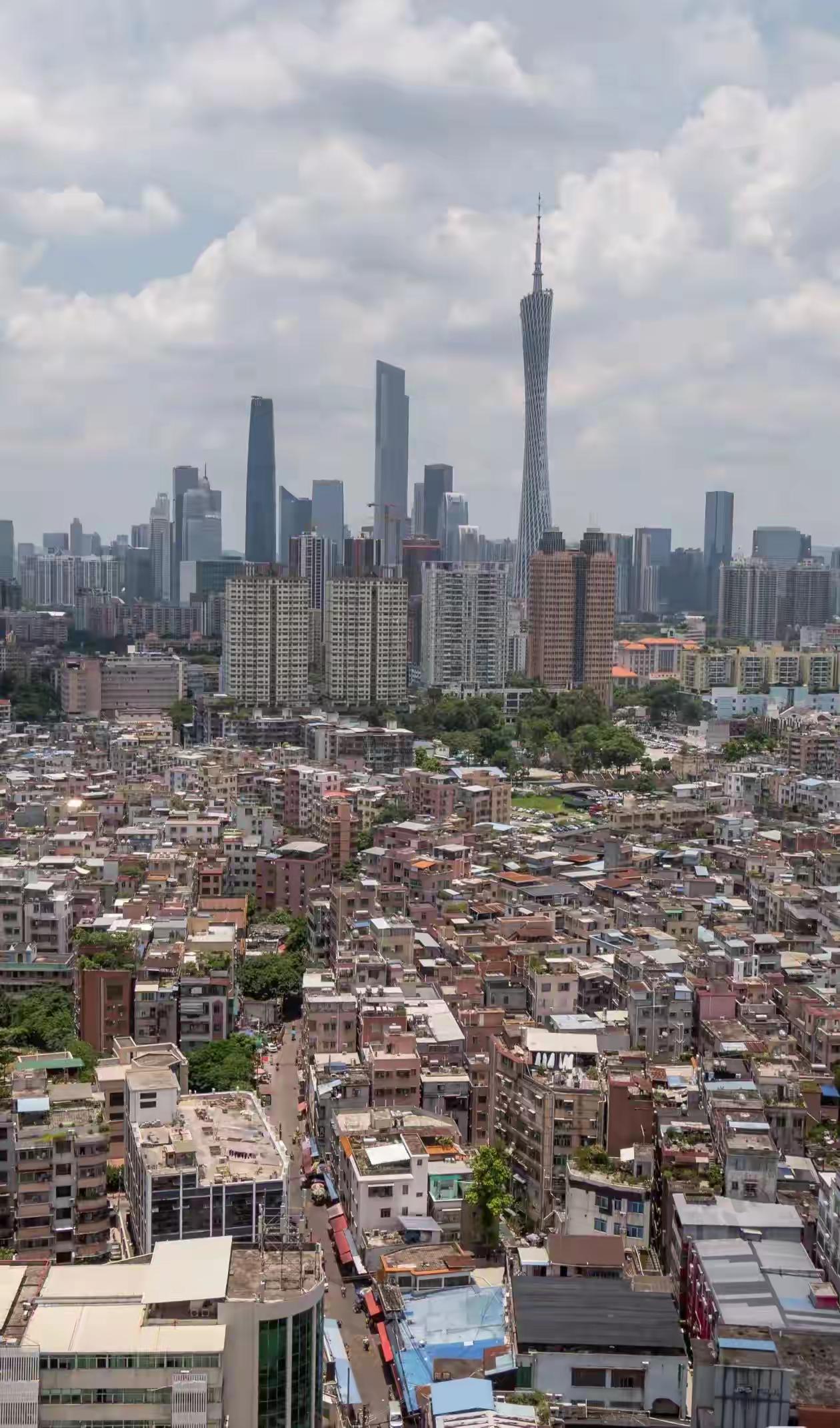 其实有的人说广州是最不像一线城市的一线城市。但是我还是觉得不产错的，挺喜欢这个地