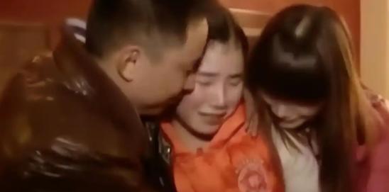 20分钟。就因为妈妈晚到了20分钟，一个6岁的小女孩从西安消失了整整9年。9年里