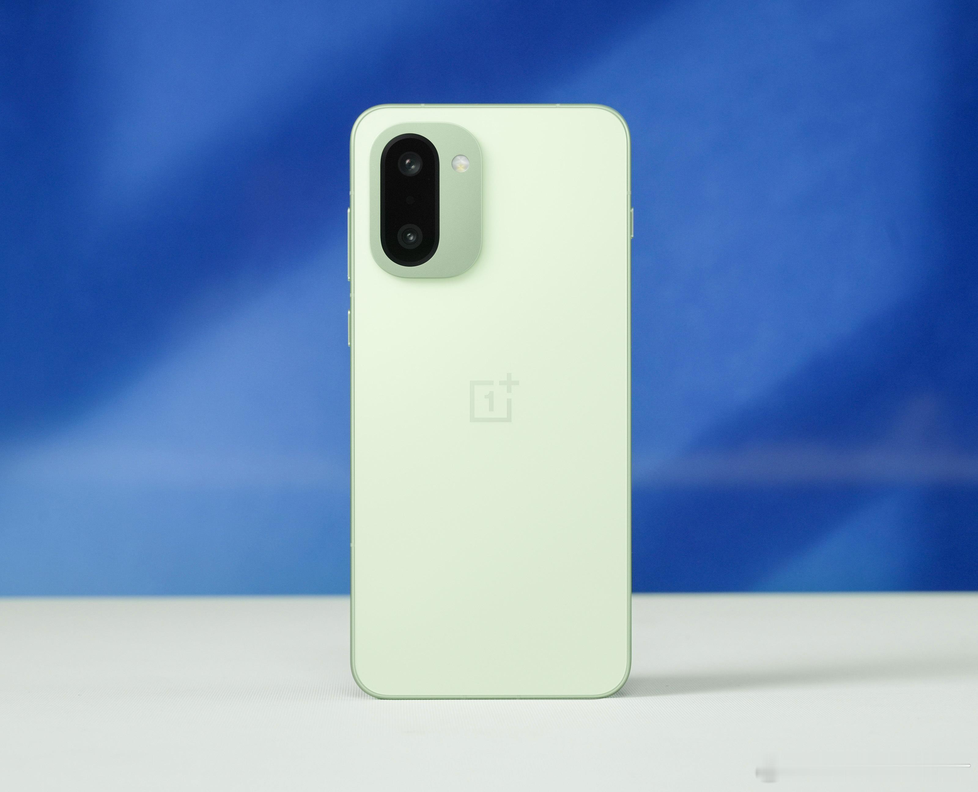 一加Ace6T新品发布今晚就是一加Ace6T新品发布会了，老规矩：评论区第