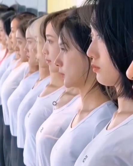 许家印当庭认罪！恒大案开庭，炸出资本市场最痛教训，别再神话“巨头不倒”！4月13