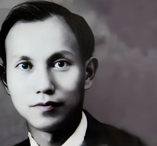 党组织给了他1000美元，让他去做生意，做什么不管，但是，组织什么时候要钱都得给