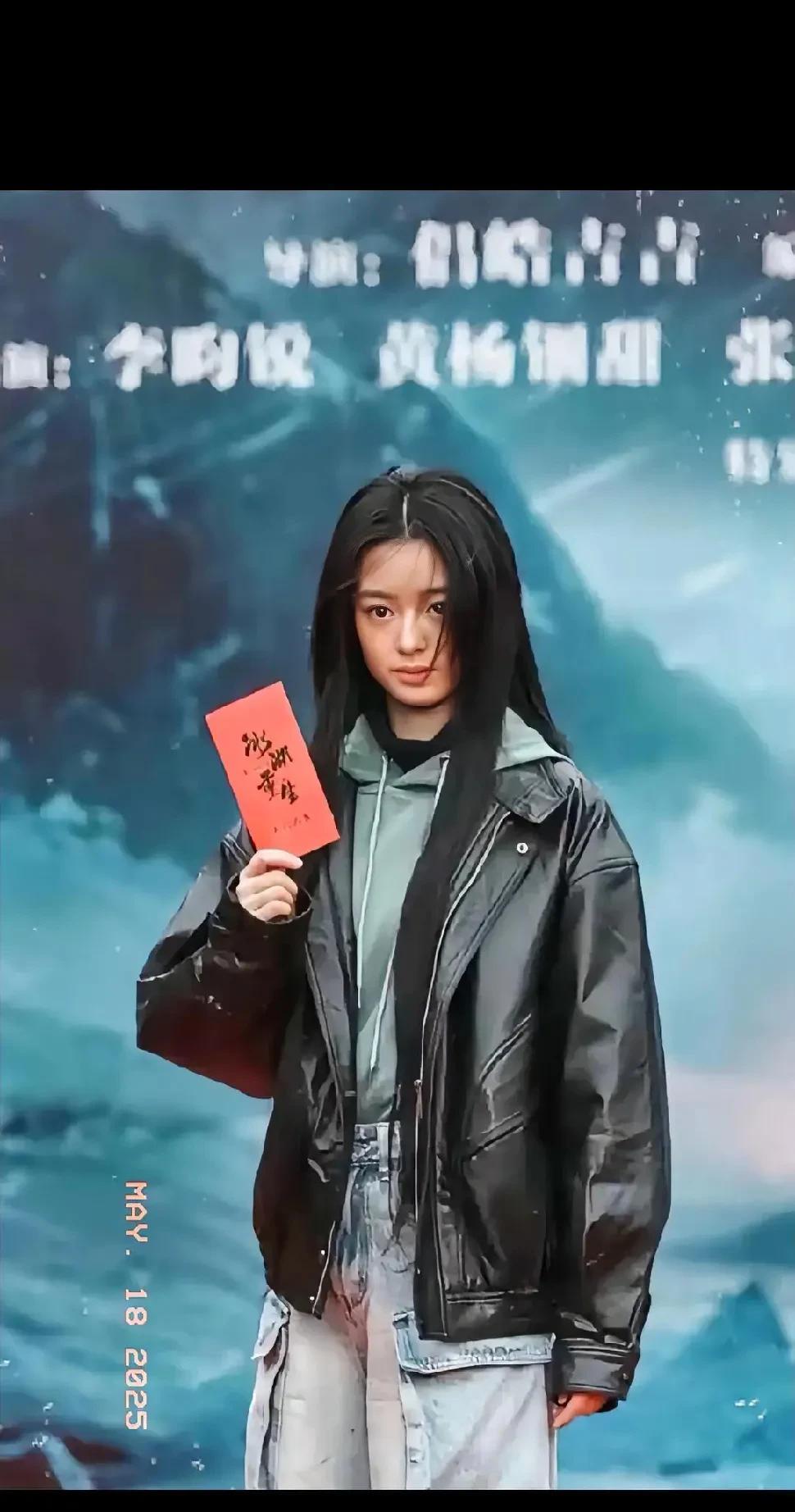 黄杨钿甜那230万的耳环，跟《楚乔传》拍摄背后的那些事儿比起来，真不算啥。看剧