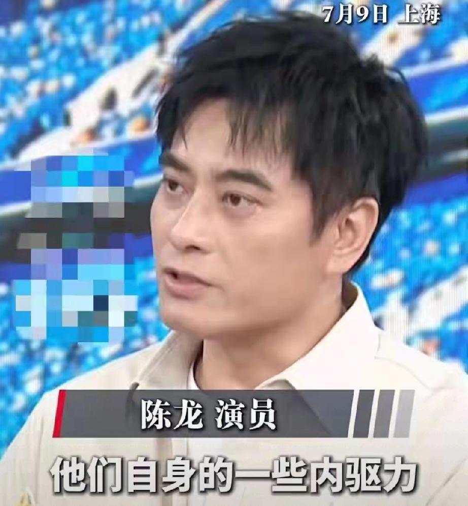 陈龙育儿太绝！大儿子肉眼鉴翡翠，小儿子8岁狂揽19个高尔夫冠军明