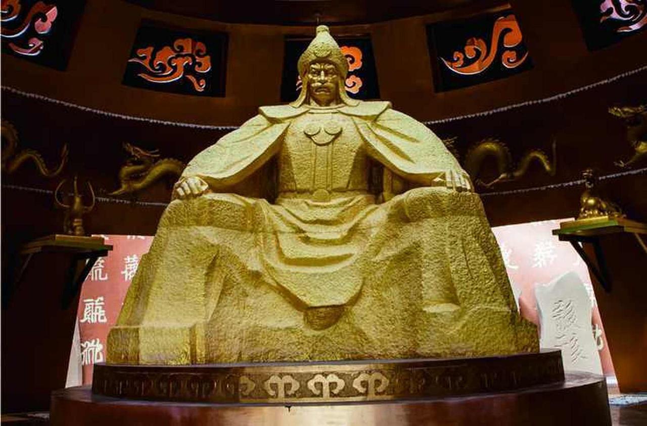 李元昊一生狠辣嗜杀，46岁被亲儿子削鼻惨死公元1048年，正月十五，元宵节。