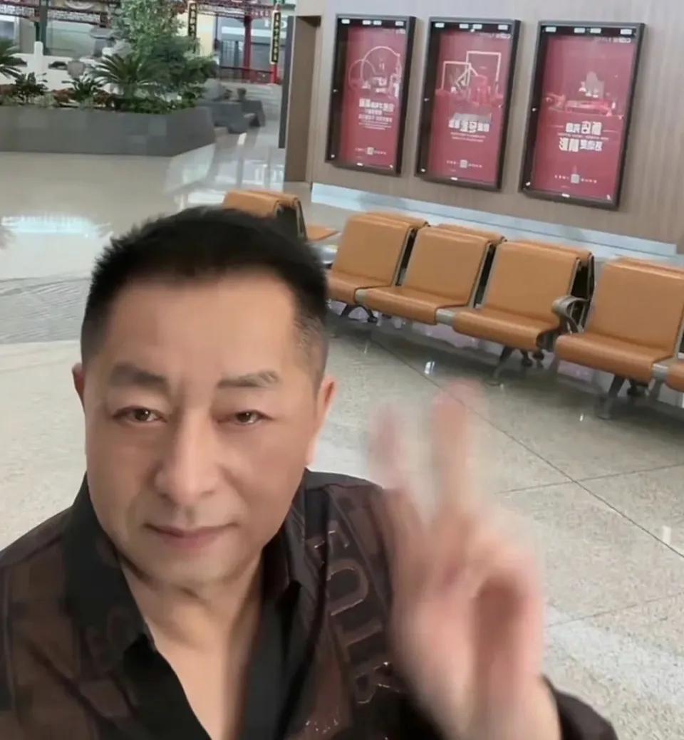 　　汪小菲父亲发声了，他的态度说明了一切　　　　汪小菲的父亲一向低调神秘目前