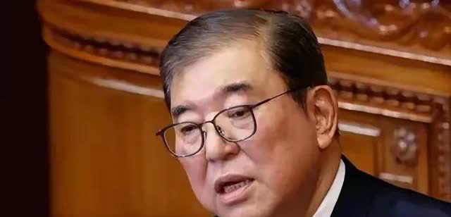 敢触特朗普的霉头，日本这是找死的节奏。随着我国9.3大阅兵的临近，日本右翼势