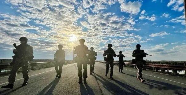 战场上的幽灵，俄罗斯士兵的噩梦图曼特种部队成立即开挂，专为猎杀而生的幽灵部队，