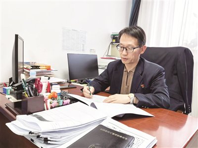 反腐一线的“铁腕卫士”