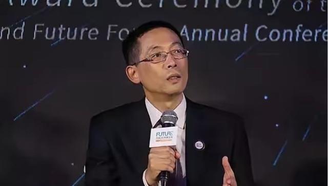 中国科学院院士施一公再次抛出惊人言论：“清华70%至80%的高考状元去哪儿了？