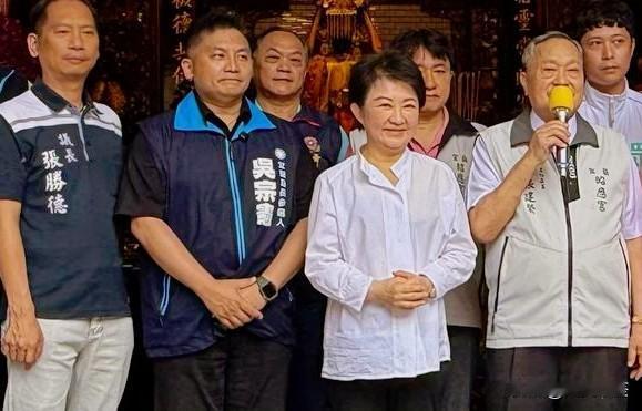 你敢相信吗？台中市长卢秀燕现在全台跑透透助选，热门程度直接拉满，想请她站台的候选