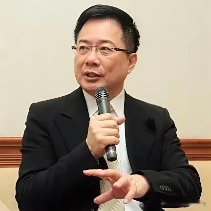 蔡正元轻松聊“服刑”：先去蹲3个月，再去农场干活，2028年前别想出来蔡正元