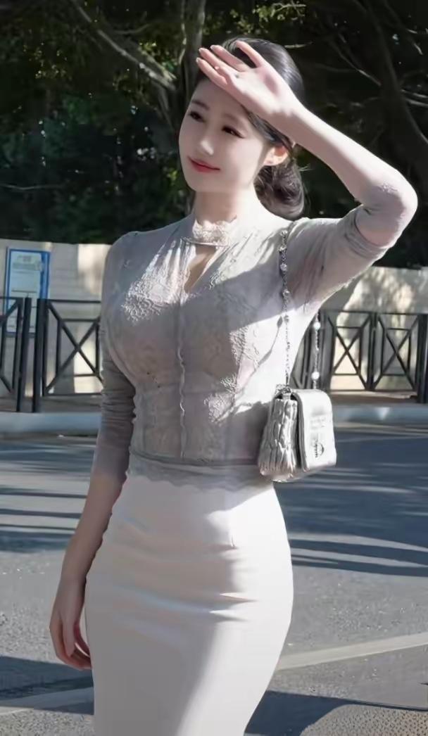 女生如何穿搭看起来时尚更有品味呢