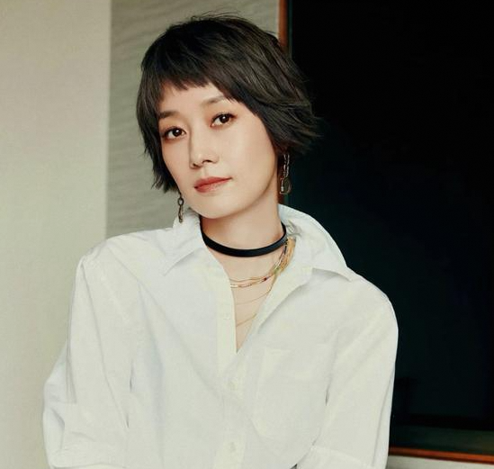 白玉兰“视后”投票惊爆排名：马伊琍倒数，杨紫第一引争议