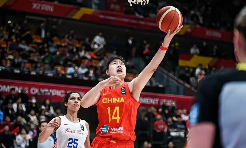 中国女篮内线新星与挑战中国女篮在国际赛场表现抢眼，内线球员更是功不可没。澳大利