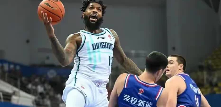 山东男篮新外援来了！为冲击八强做补强！后场这配置华丽！