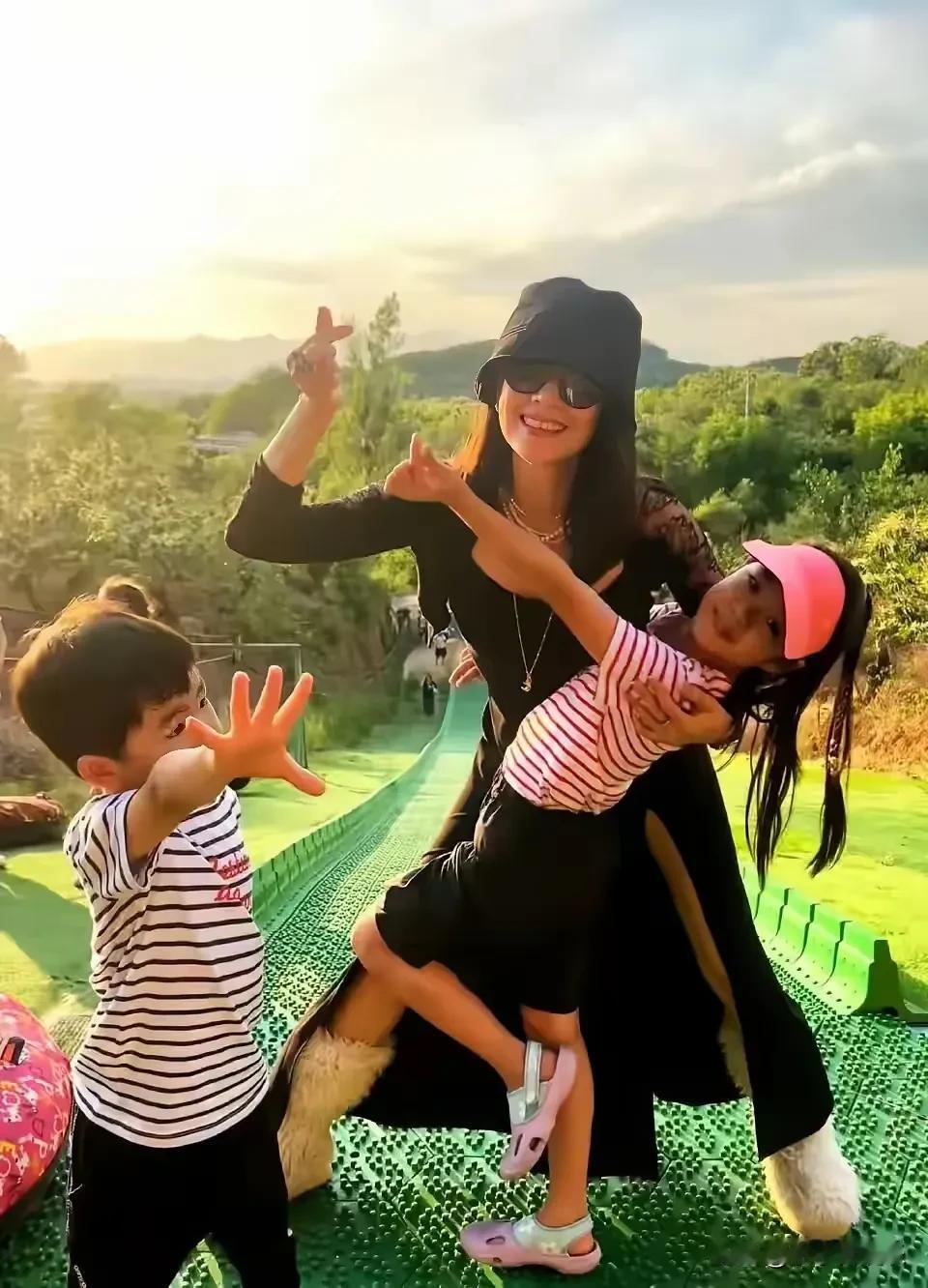 汪峰肠子都悔青了！当初说好的女儿归他，结果章子怡一个操作直接抢回抚养权，法院都站