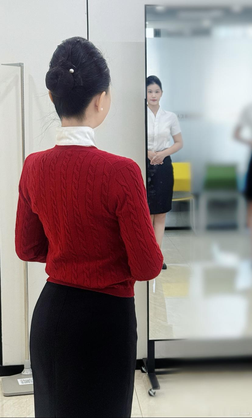 空姐培训师，就是美。