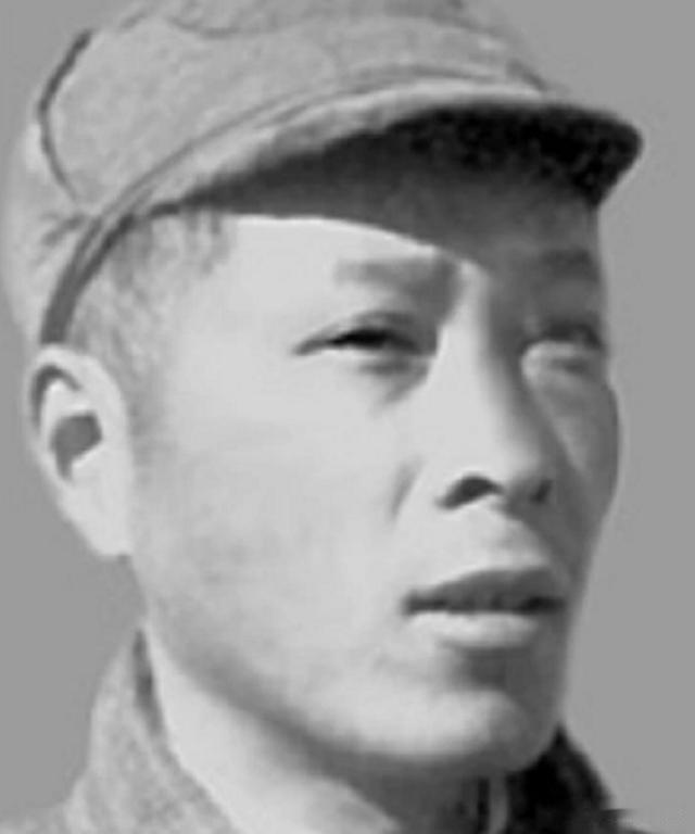 1945年七大隆重召开，毛主席亲审中央委员名单，关键时刻明确指出：李井泉不宜担任