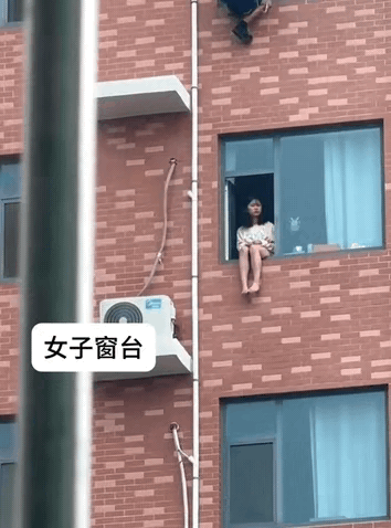 兄弟这一脚踹的太好了