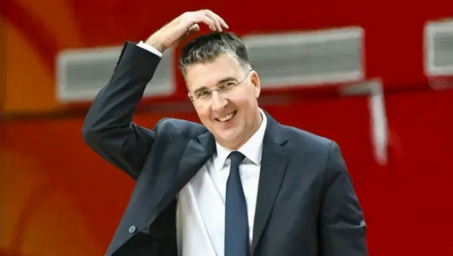 新疆男篮主教练格兰下课，据国内相关媒体透露，新疆男篮主教练格兰已经辞职离开了新疆