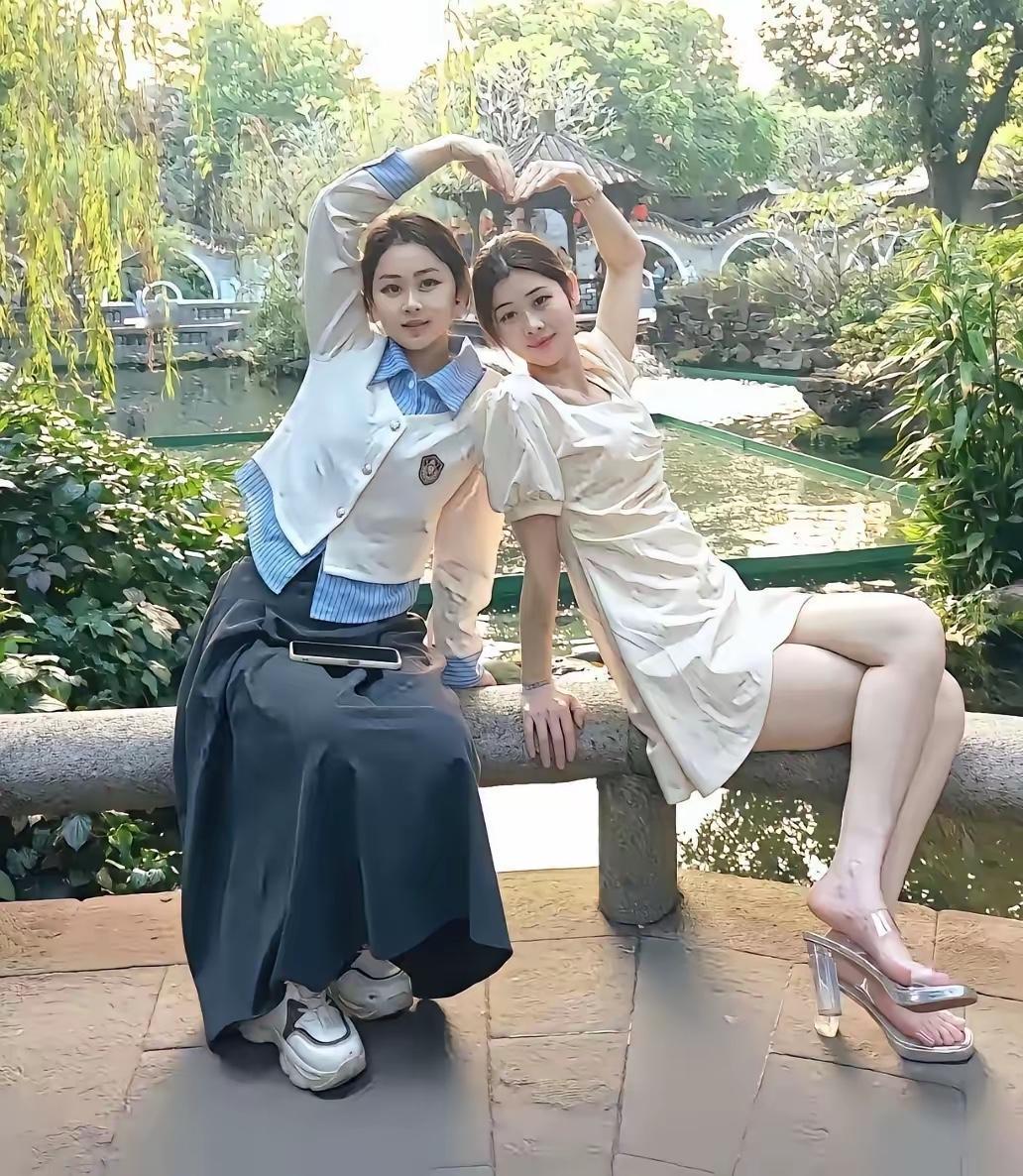 彩礼一样，你会选择谁？