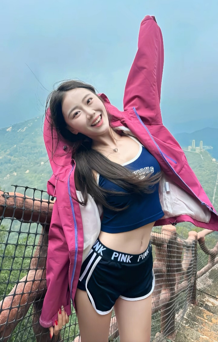 登顶成功，好累哟