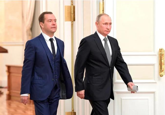 快看，普京骂人了啊！近日，俄罗斯总统普京在国防部理事会扩大会议上，调侃欧