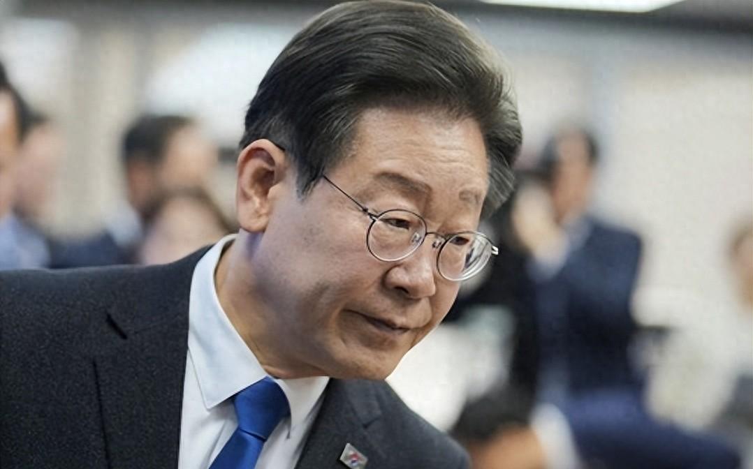 驻韩美军将中国定为任务目标，李在明察觉不妙，终于喊出那四个字美国陆军部长丹尼尔