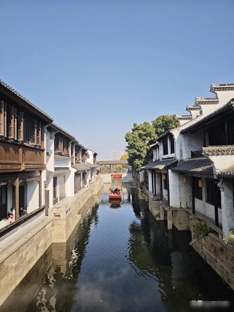 一定要知道这些人性冷知识，以后对你必有处！我看完原文那一串列表，大概意思就是