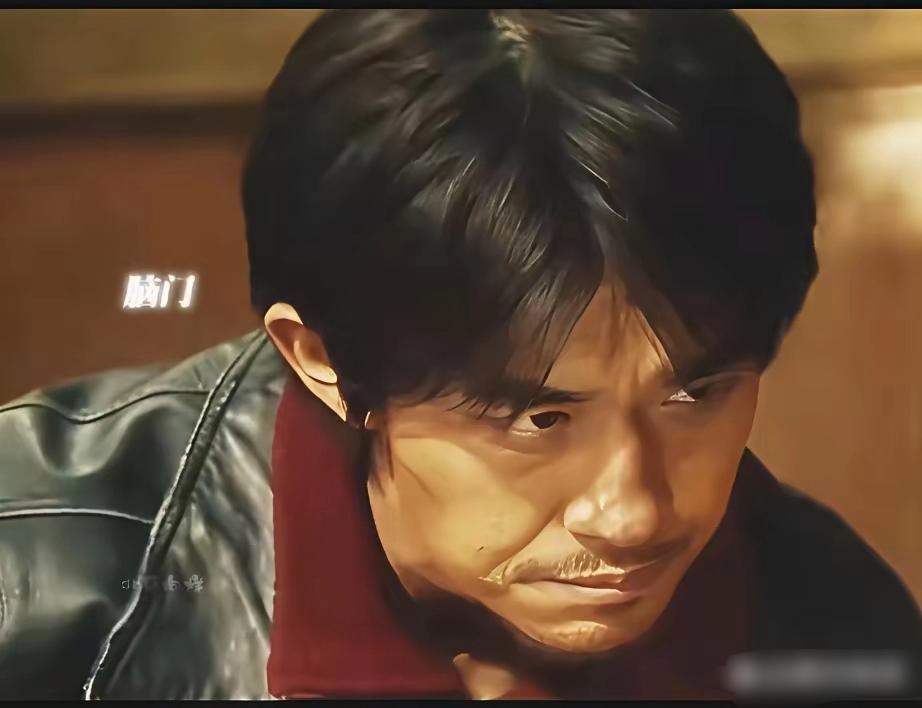 朋友问我，易烊千玺为啥每次都演这种“献祭”一样的角色？想了想确实是，易烊千玺这几