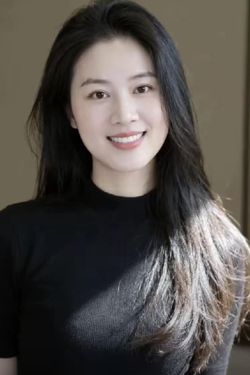 总揪着过往遗憾反复内耗，日子怎么能过得舒心？1、有福之人，自会走在属于自己