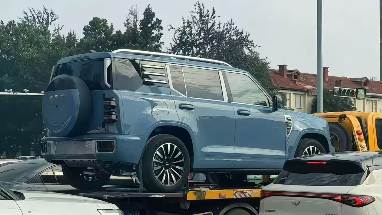 二代蓝山实车！准备发样车去店了？帅是很帅！颜值有了，爆不爆，关键价格了！如果24