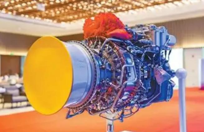 美国估计要气炸了！美国刚暂停向中国商飞出售喷气发动机相关技术，中国国航、东航、南