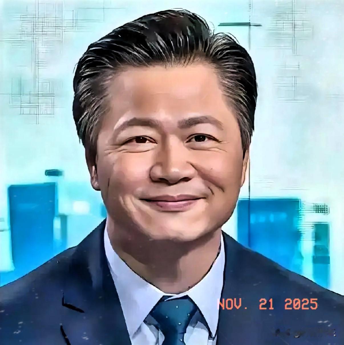 赖岳谦这回真的扬眉吐气了！之前在台湾被民进党和绿媒往死里打压，解聘教职、节目除