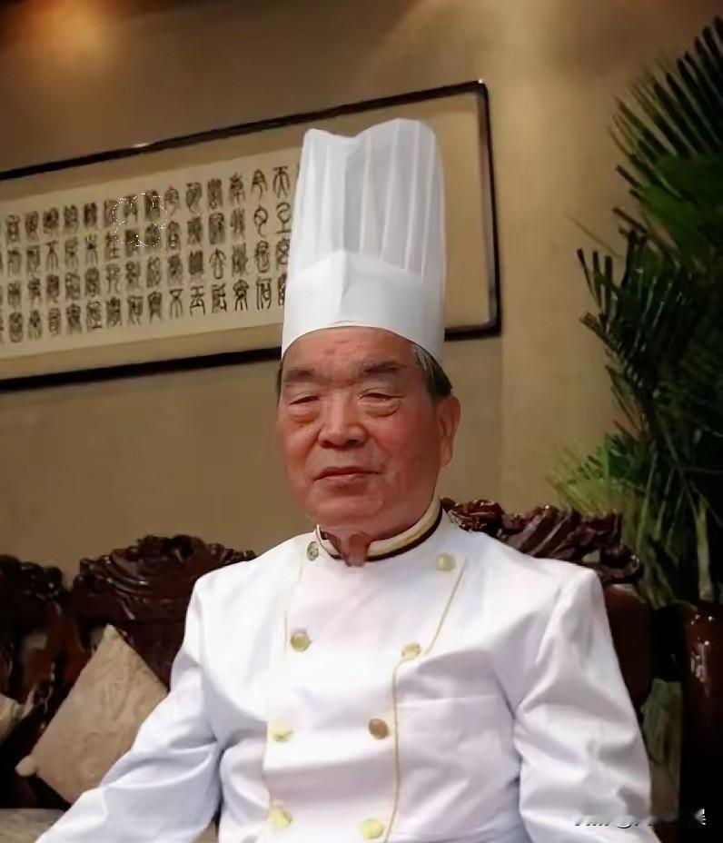 看完国宴主厨的履历，我这心里久久不能平静。王圣奎，人民大会堂行政总厨，55年只
