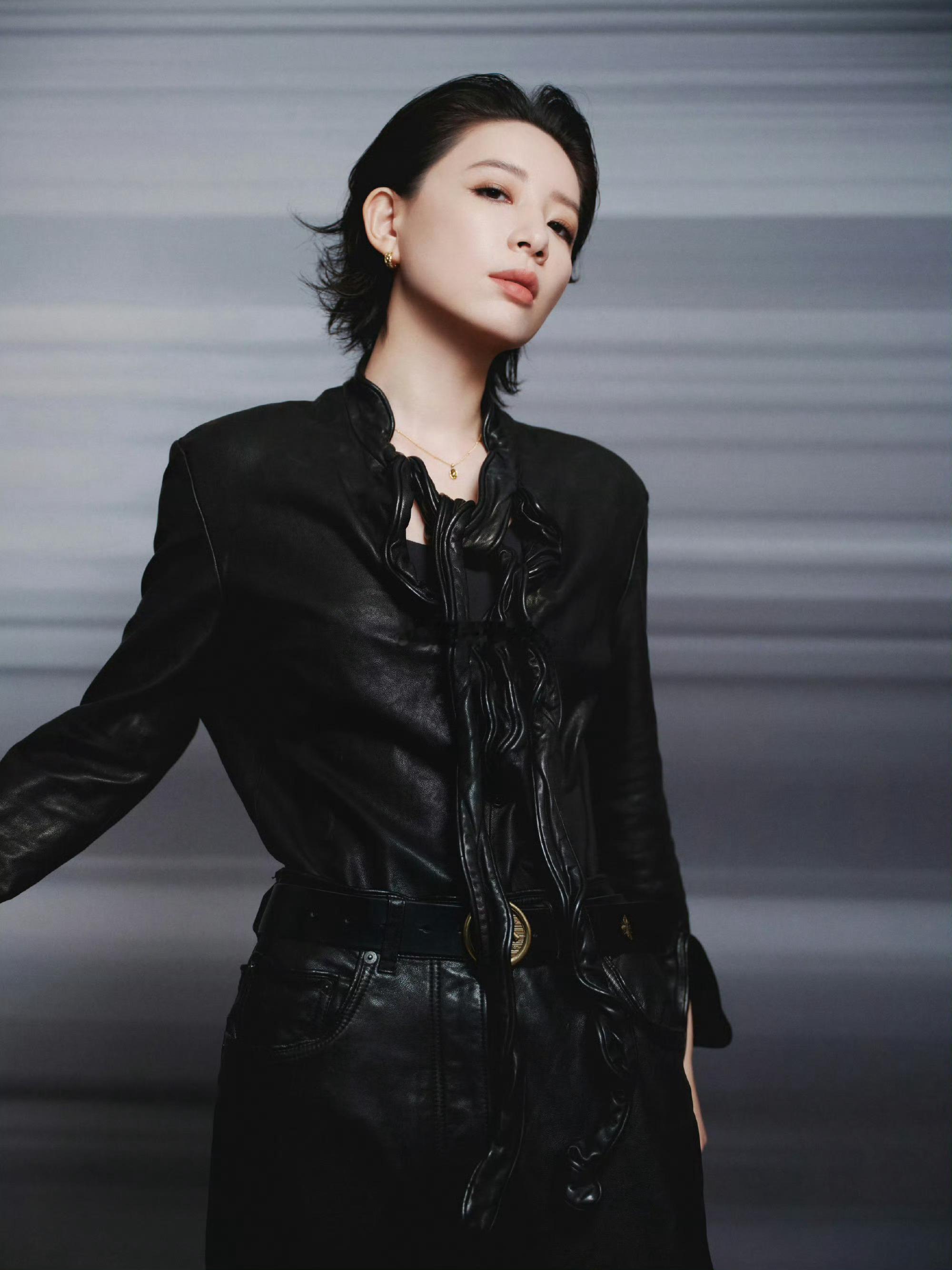 李斯丹妮这可是直播声鸣远扬总决赛直播名场面来啦！李斯丹妮全程状态拉满，轻松自然