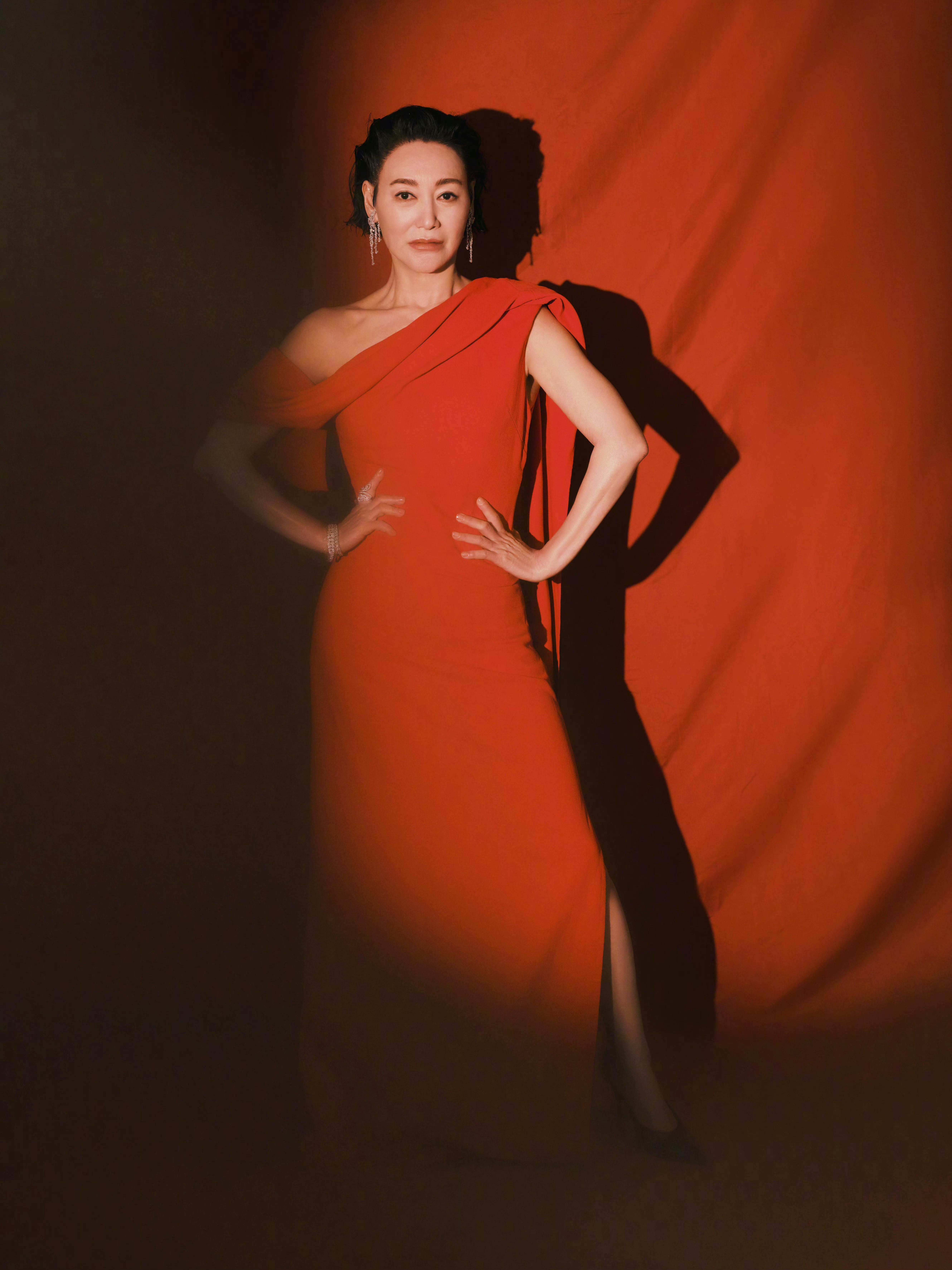 loewe定制礼服-女艺人篇杨幂*32024-5-26杨幂第77届戛纳电影节2024-9-13杨幂第