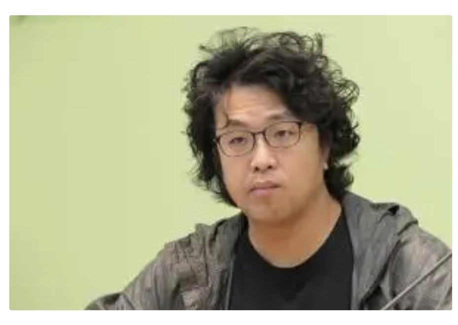 真叫一个大快人心！沈伯洋家里出事了这就是分裂分子的后果沈伯洋宣传分裂，还