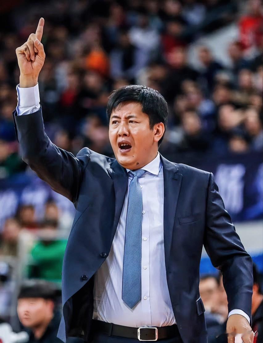 其实大家心里很清楚就连浙江队的球员们心里应该也很清楚联赛只打5轮丁伟就下课，