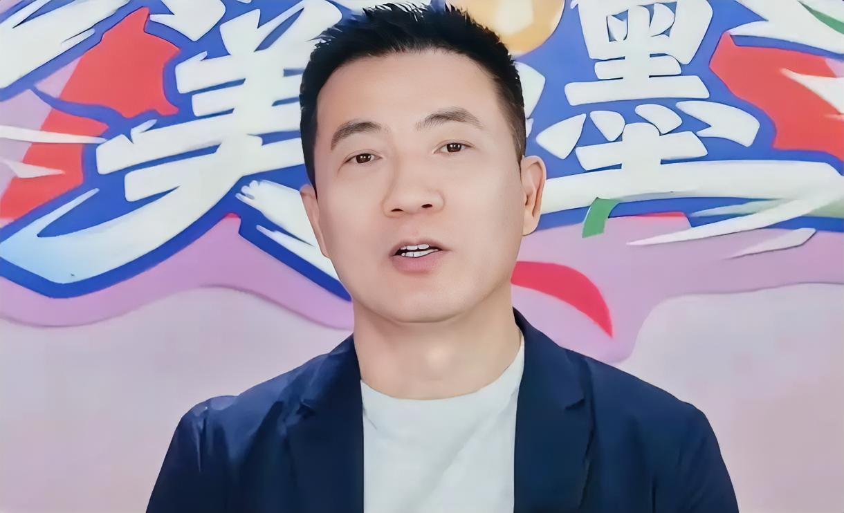 一针见血！黄健翔评价日本2-2战平荷兰不得不说，日本足球是真的强。面对排名